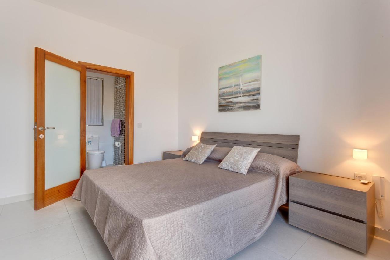 Modern Apartment In The Best Location, Perfect For Families Sliema Exteriör bild